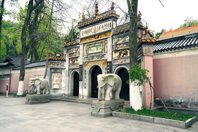 爱晚亭、麓山寺、清风泉、隋舍利塔